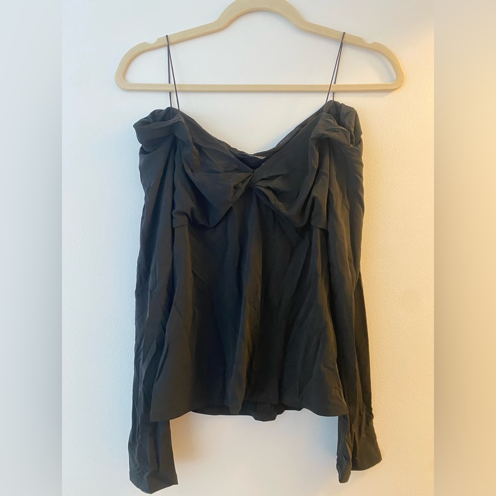 Off the shoulder knit jersey sweetheart neckline top